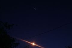 moon-venus-mars-cellphone01