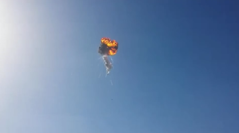 Space X Starship 9 Explodes During Test Flight